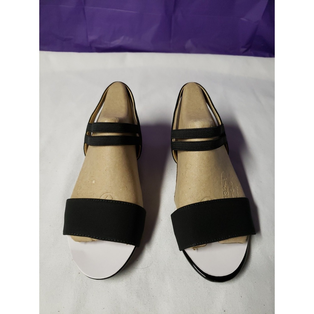 LifeStride Women's Yolo Wedge Sandal, Black, 6‎ W US